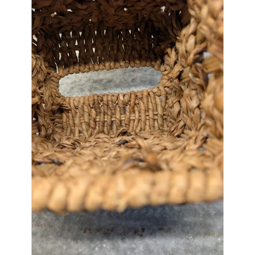 Vintage Rattan‎ Brown Wicker Basket Woven Square Tissue Box Cover